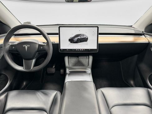 Used 2023 Tesla Model Y Long Range AWD/4WD image 14