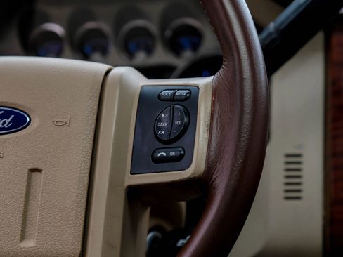 Used 2012 Ford F250 King Ranch w/ FX4 Off Road Pkg image 18