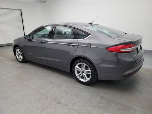 Used 2018 Ford Fusion S image 3