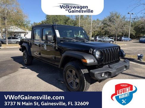 Used 2021 Jeep Gladiator Sport image 1