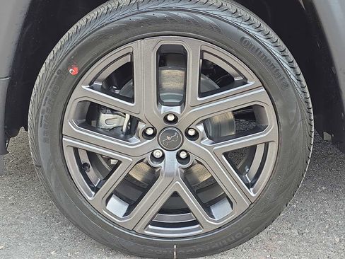 New 2026 Jeep Compass Latitude image 12