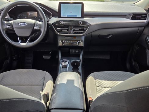 Used 2022 Ford Escape SE w/ SE Sport Appearance Package FWD image 12