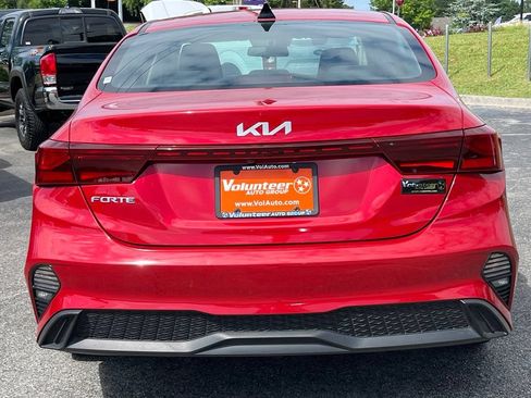 Used 2023 Kia Forte LXS FWD image 7