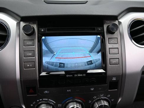 Used 2018 Toyota Tundra SR5 image 19