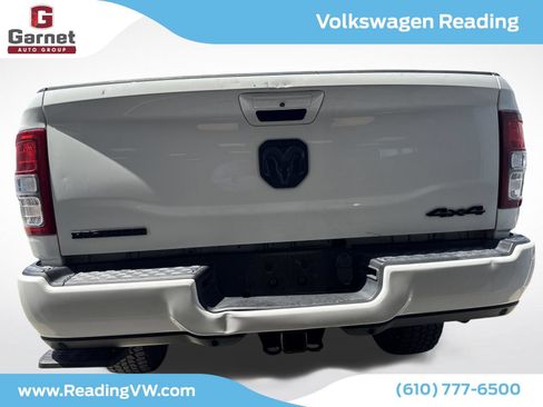 Used 2020 RAM 2500 Big Horn w/ Night Edition AWD/4WD image 6