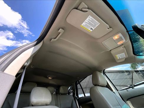 Used 2013 Ford Edge SEL image 13