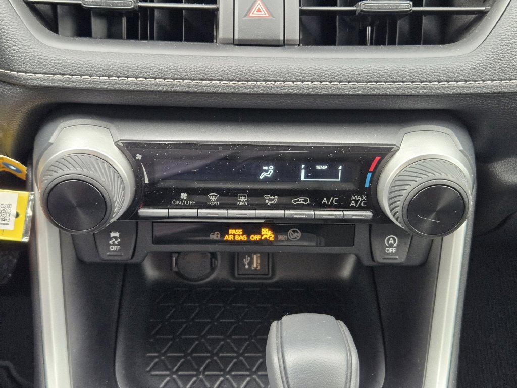Certified 2024 Toyota RAV4 LE FWD image 16