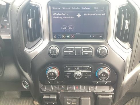 Used 2019 Chevrolet Silverado 1500 LT w/ All-Star Edition AWD/4WD image 10