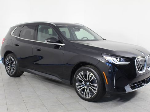 Used 2025 BMW X3 xDrive30i w/ Premium Package image 19