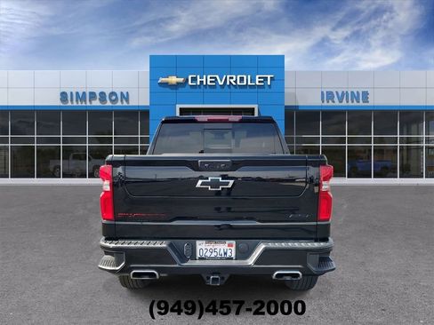 Used 2024 Chevrolet Silverado 1500 RST w/ Redline Edition AWD/4WD image 7