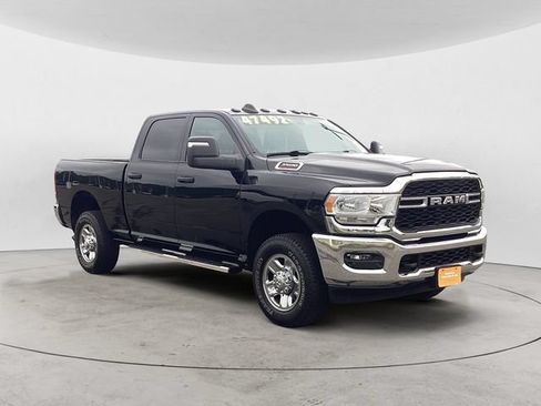Certified 2024 RAM 3500 Tradesman AWD/4WD image 7