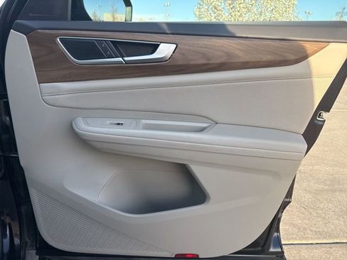 Used 2024 Volkswagen Atlas SE image 20