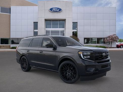 New 2026 Ford Expedition Platinum w/ Stealth Performance Package AWD/4WD image 7