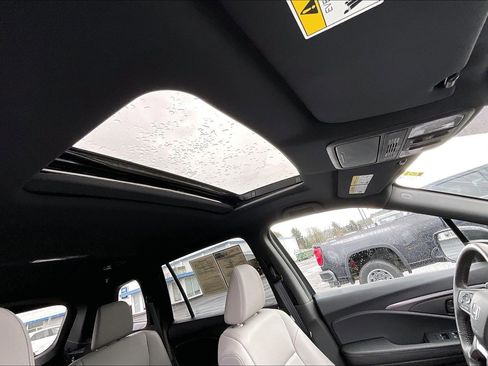 Used 2025 Honda Passport EX-L image 22