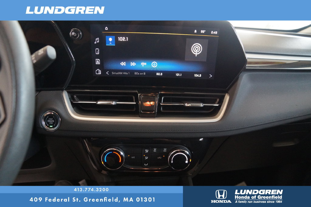 Used 2025 Chevrolet TrailBlazer LT AWD/4WD image 23