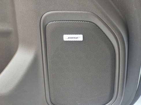 Used 2020 GMC Sierra 1500 SLT image 37