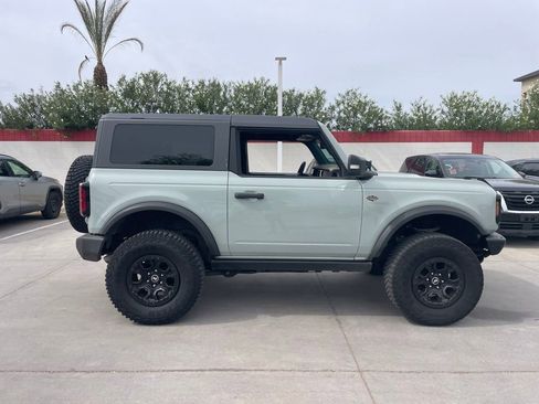 Used 2023 Ford Bronco Wildtrak AWD/4WD image 3