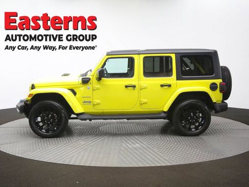 Used 2023 Jeep Wrangler Unlimited Sahara AWD/4WD image 59