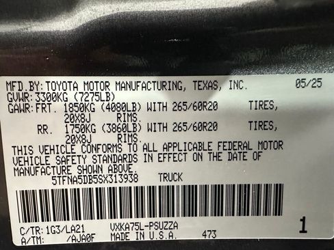 Used 2025 Toyota Tundra Platinum AWD/4WD image 11