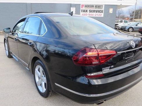 Used 2017 Volkswagen Passat 1.8T SE image 2