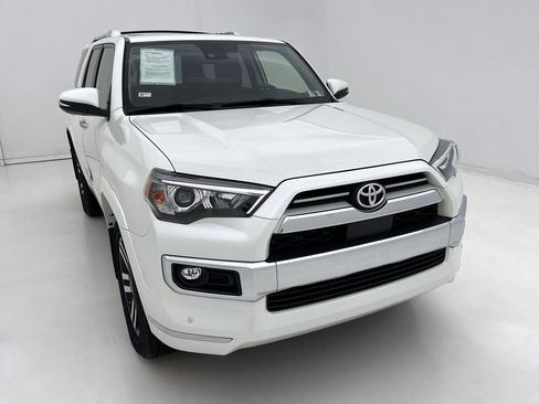 Used 2021 Toyota 4Runner Limited AWD/4WD image 3