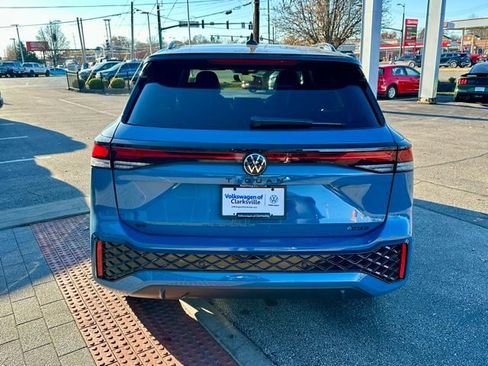 New 2026 Volkswagen Tiguan SE R-Line image 6