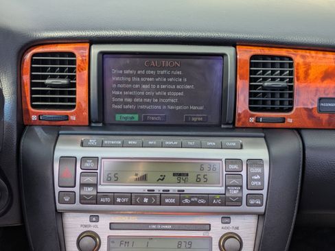 Used 2003 Lexus SC 430 Convertible RWD image 18
