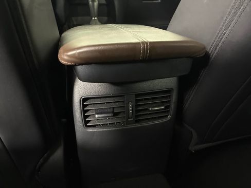 Used 2022 MAZDA CX-30 AWD 2.5 S w/ Premium Package image 23