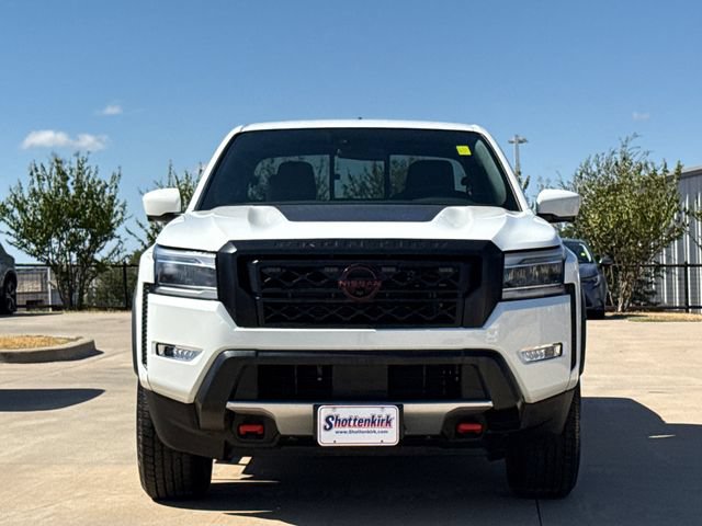 Used 2022 Nissan Frontier Pro-X RWD image 2