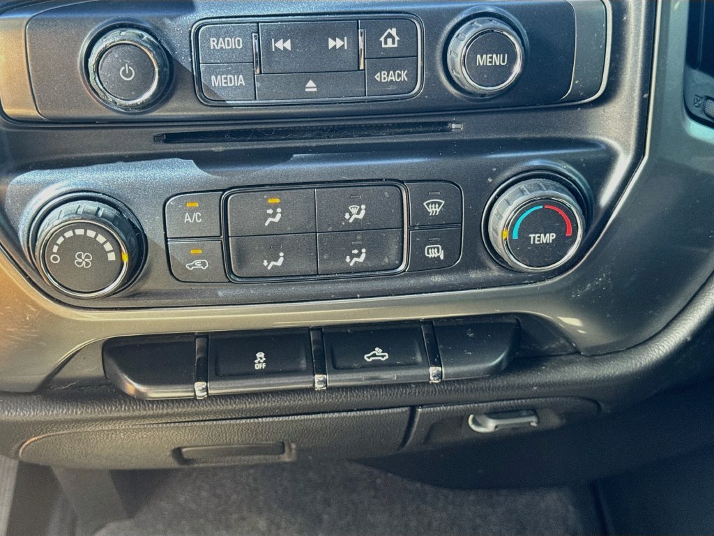 Used 2019 Chevrolet Silverado 1500 LT RWD image 16