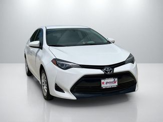 Used 2019 Toyota Corolla LE FWD video 2