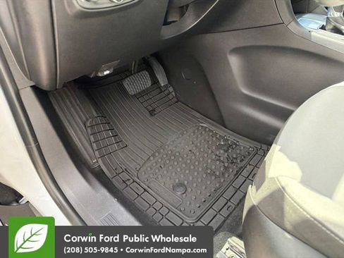 Used 2019 Chevrolet Equinox LS w/ LS Convenience Package FWD image 25
