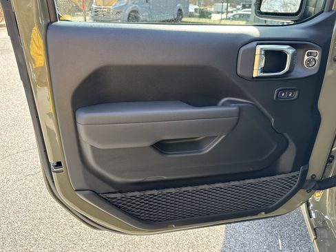 New 2026 Jeep Wrangler Sport S AWD/4WD image 17