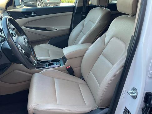 Used 2017 Hyundai Tucson Limited AWD/4WD image 12