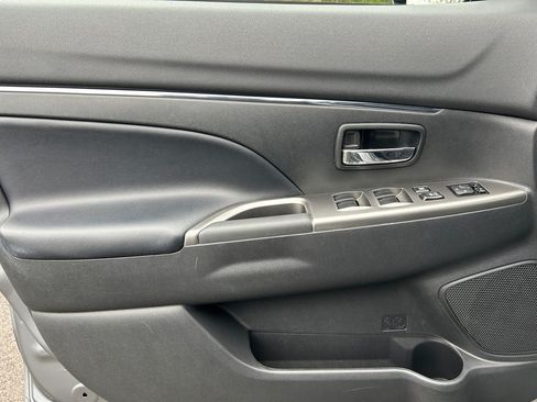 Used 2025 Mitsubishi Outlander Sport SE AWD/4WD image 20