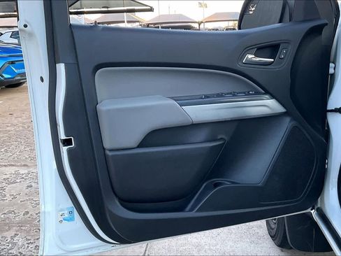 Used 2018 Chevrolet Colorado LT w/ Luxury Package, Chrome image 20