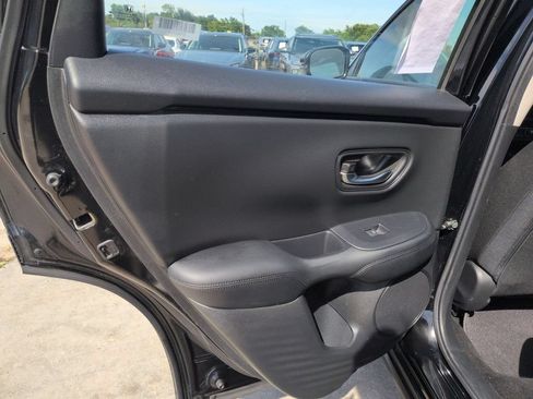 Used 2025 Honda HR-V LX image 26