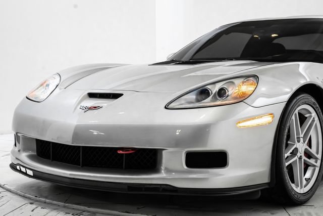 Used 2008 Chevrolet Corvette Z06 RWD image 16