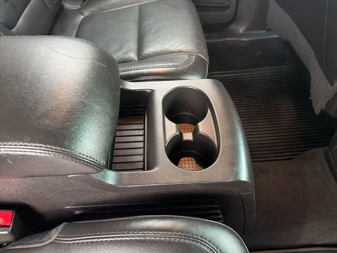 Used 2013 Ford Explorer Limited image 39