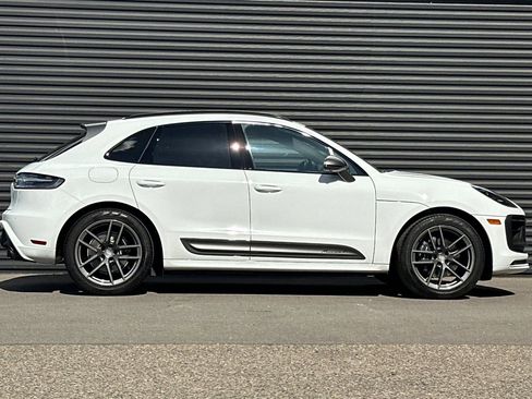 Used 2025 Porsche Macan Turbo image 9