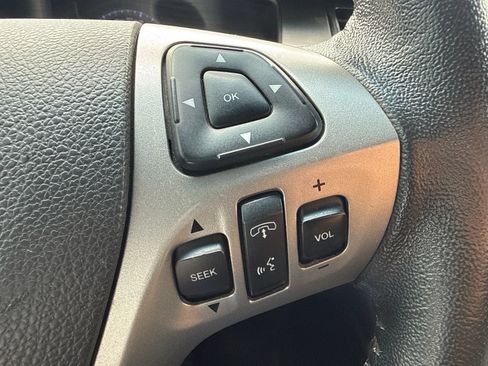 Used 2019 Ford Taurus SEL w/ Equipment Group 201A FWD image 32