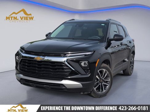 Used 2024 Chevrolet TrailBlazer LT w/ Driver Confidence Package FWD image 1