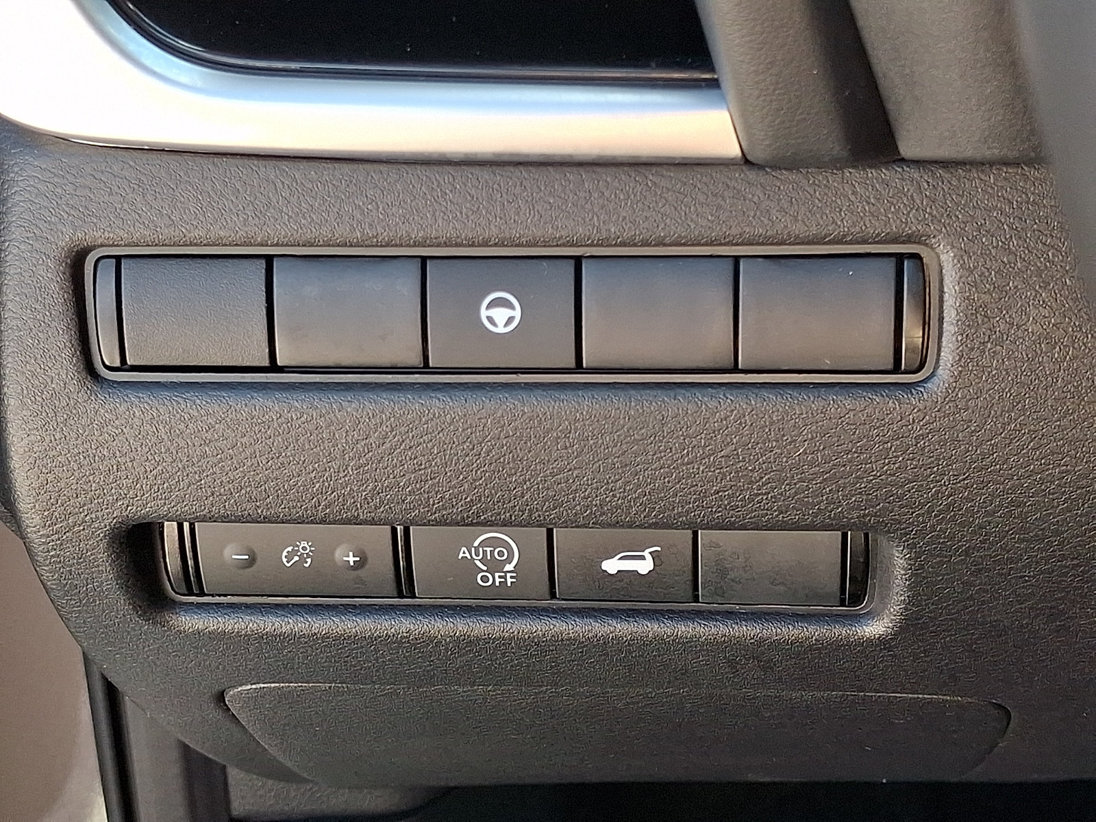 Certified 2025 Nissan Rogue SV AWD/4WD image 25