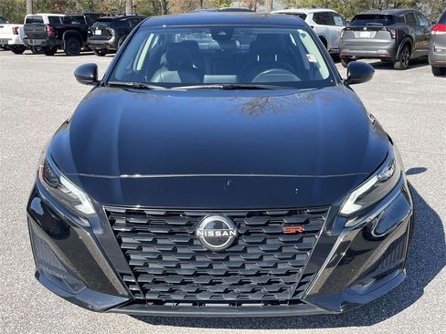 Used 2024 Nissan Altima 2.5 SR image 8