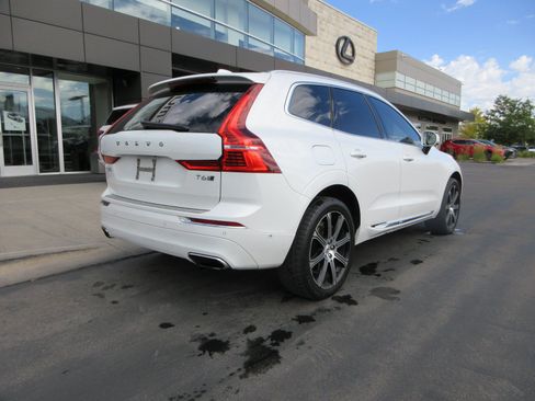 Used 2019 Volvo XC60 T6 Inscription w/ Protection Package Premier AWD/4WD image 10