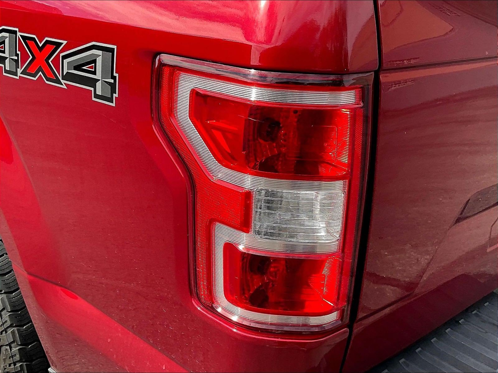 Used 2019 Ford F150 XLT w/ Equipment Group 302A Luxury AWD/4WD image 24