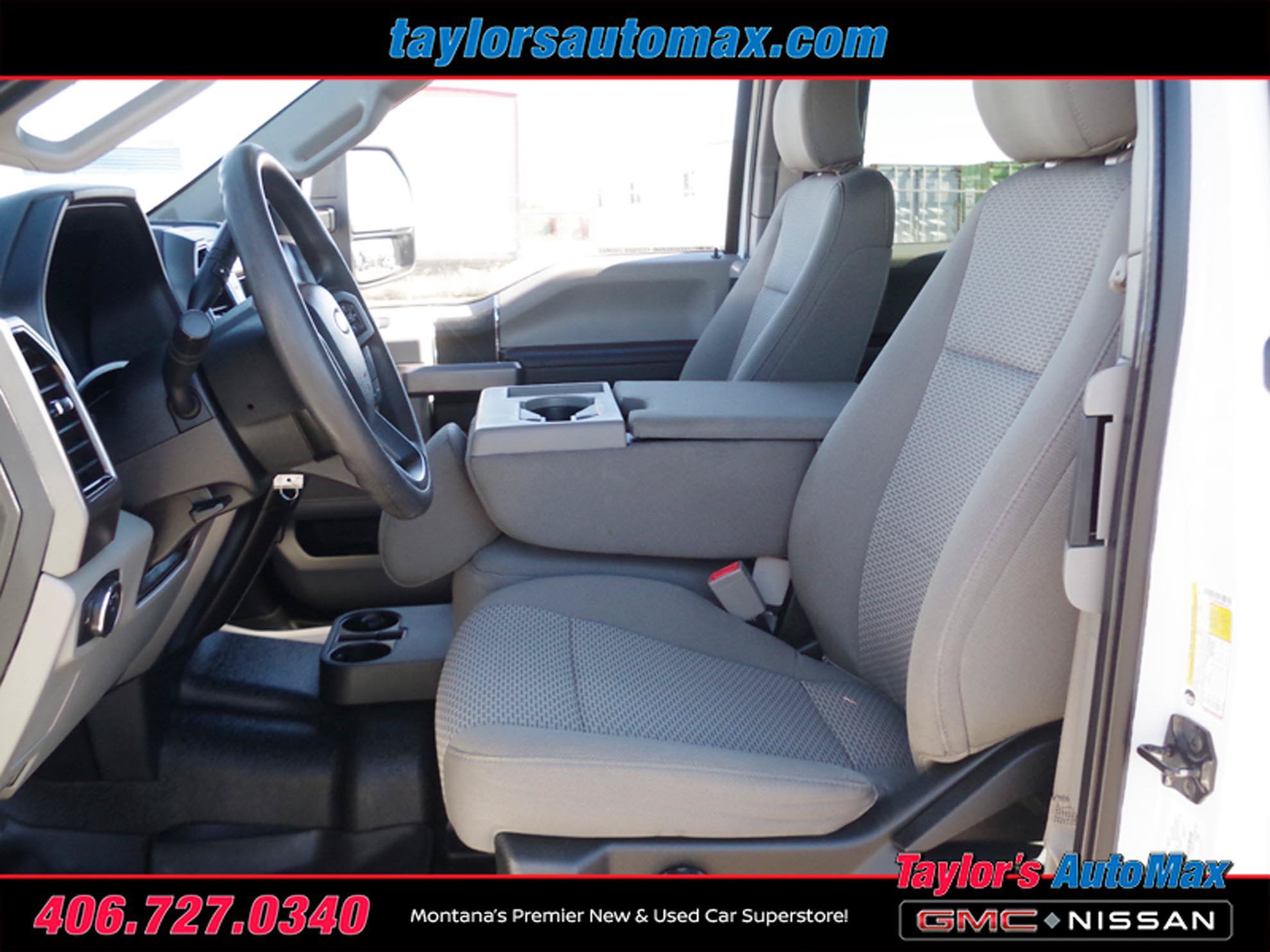 Used 2019 Ford F350 XLT w/ Camper Package AWD/4WD image 4