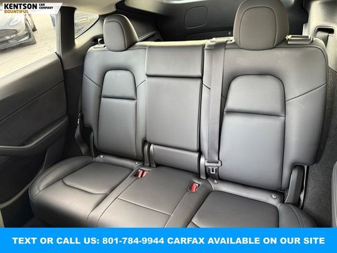 Used 2023 Tesla Model Y Long Range image 30