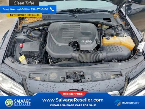 Used 2014 Chrysler 300 AWD w/ Driver Convenience Group image 15