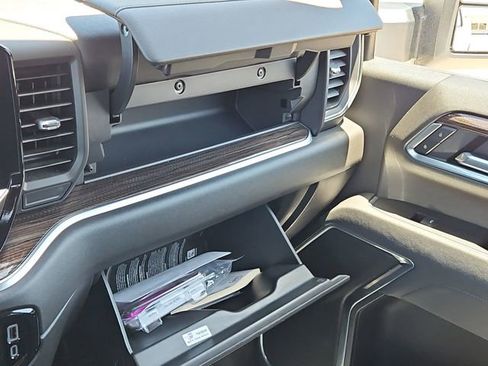 Used 2025 Chevrolet Silverado 2500 LT w/ Convenience Package AWD/4WD image 51